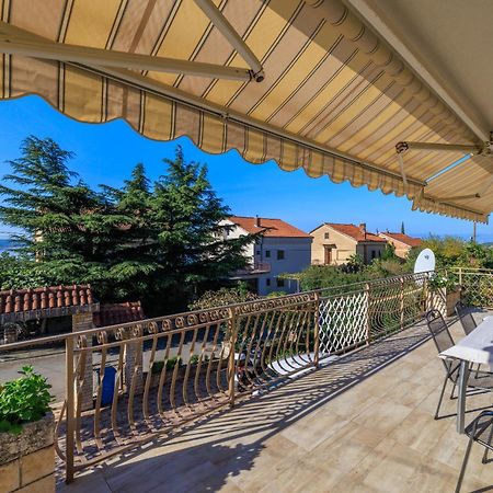 Apartmán Dragan Dramalj Exteriér fotografie